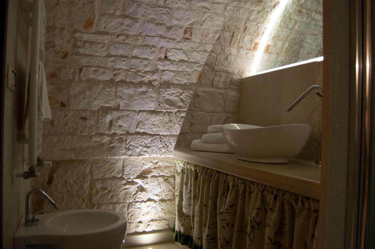 Locorotondo Stone House Villa ภายนอก รูปภาพ
