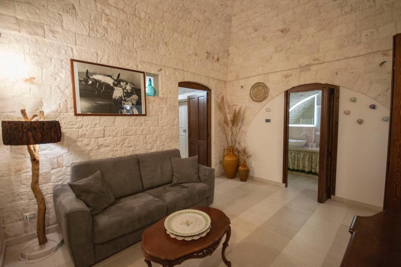 Locorotondo Stone House Villa ภายนอก รูปภาพ