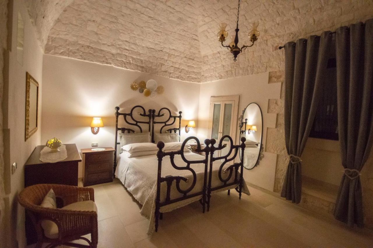 Locorotondo Stone House Villa ภายนอก รูปภาพ